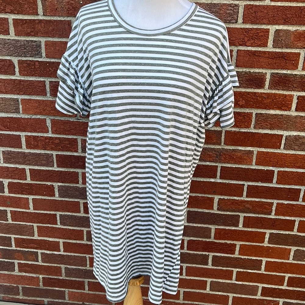 Flutter Sleeve T-shirt Dress